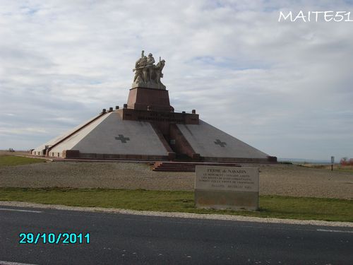 Ossuaire-de-Navarin--pres-de-Suippes-.JPG