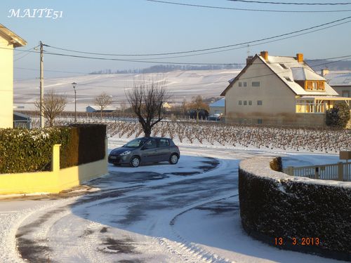 Neige-Virage-rue-CDG-13-03-2013.JPG