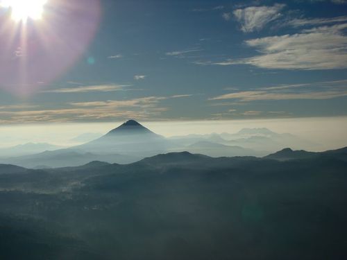 Gunung Inerie