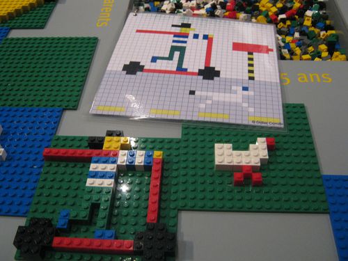espace-jeu-lego-expo-circuler-cite-de-l-architecture-pari.JPG