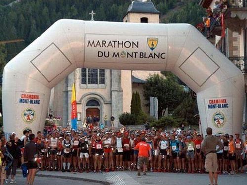 chamonix-mont-blanc-marathon-start-1.jpg