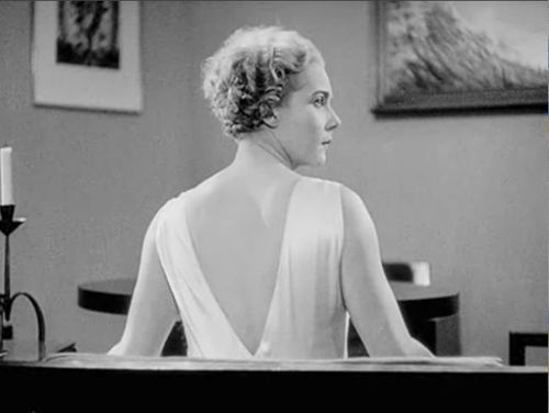la femme sur la lune 17