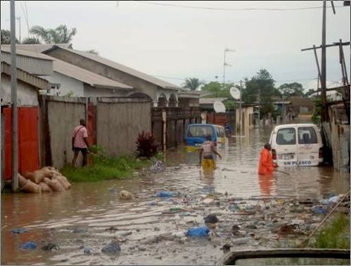 inondation-pointe-noire-fev11-1