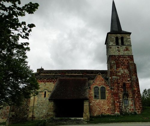 1 Murat départ église