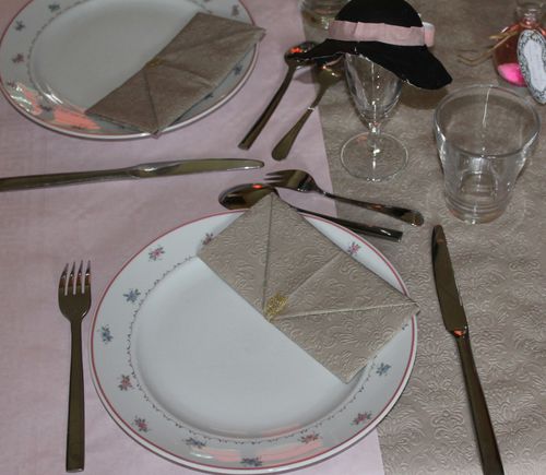 table-Quand-la-petite-robe-noire-rosit 0248