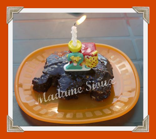 2-ans---gateau.JPG