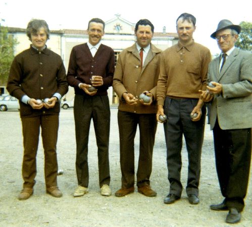 1971-1er-mai-Boules.jpg