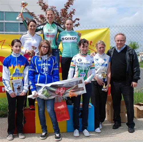 Podium-Wissous-06-05-2012-150.jpg