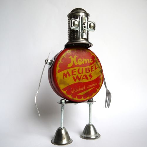 recycled assemblage robot meubel was