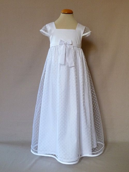 robe Blanche plumetis 1