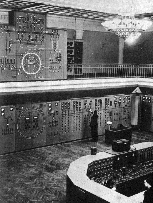 Control room of the Synchrophasotron 1975