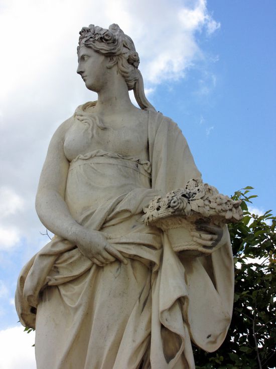 Trianon-6 5278