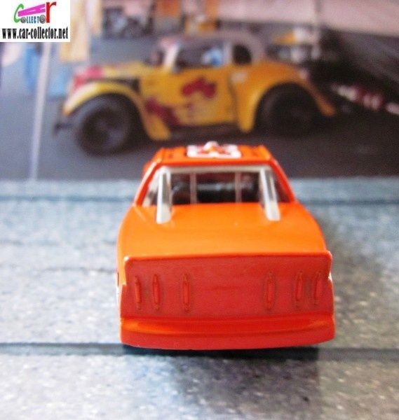 circle trucker pickup new models 2011.046