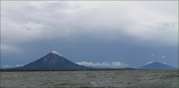L'île d'Ometepe sur le lac Nicaragua Nica02.jpg
