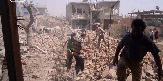syriens-dans-les-ruines.jpg