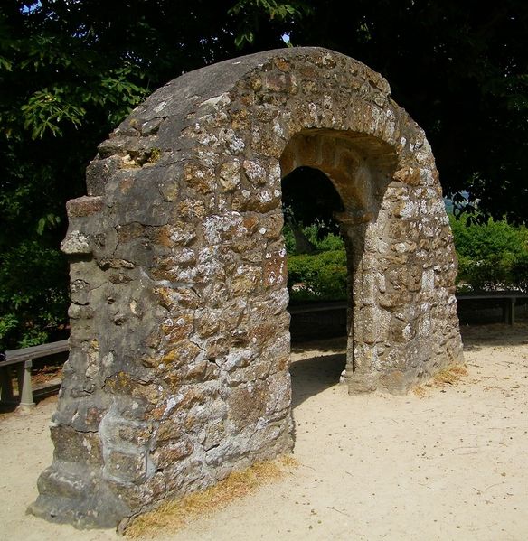 2719 Portail de la chapelle St-Georges-de-Bouillet