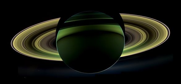 saturne contrejour
