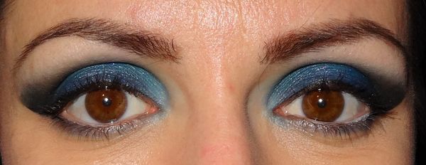 MU-reveillon-bleu-smockey-01-copie-1.JPG