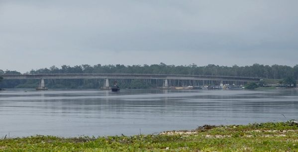 kouilou-pont-bas-congo-2012