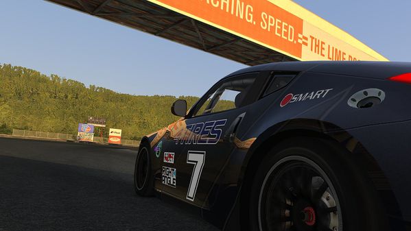 rfactor2_nissan_02.jpg