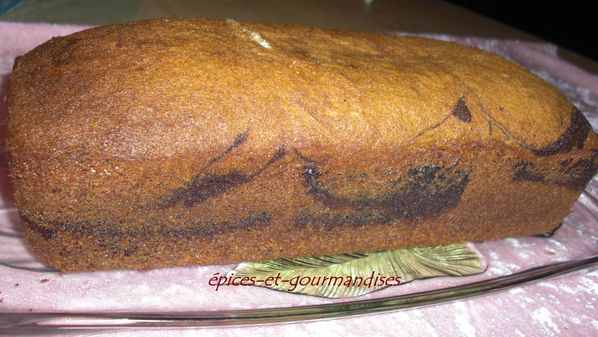 cake-marbre-pistaches-chocolat-CIMG2002.JPG