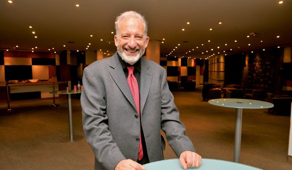 Olivier-Ameisen_articlephoto.jpg