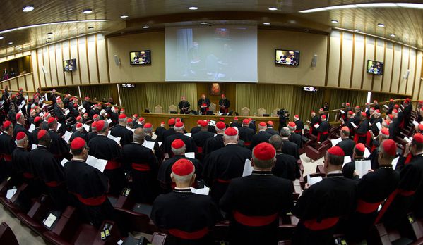 sem13mara-Z41-Les-grands-preparatifs-conclave-Vatican-Rome.jpg