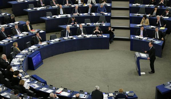 sem13feva-Z35-Francois-Hollande-Parlement-europeen.jpg
