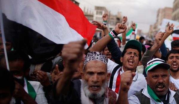 sem13marh-Z36-sanaa-yemen-manifestation-contre-ex-president.jpg