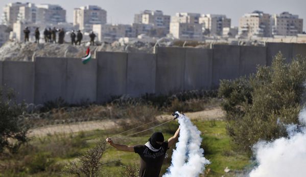 sem13janb-Z2-affrontements-48eme-anniversaire-du-Fatah_Gaza.jpg