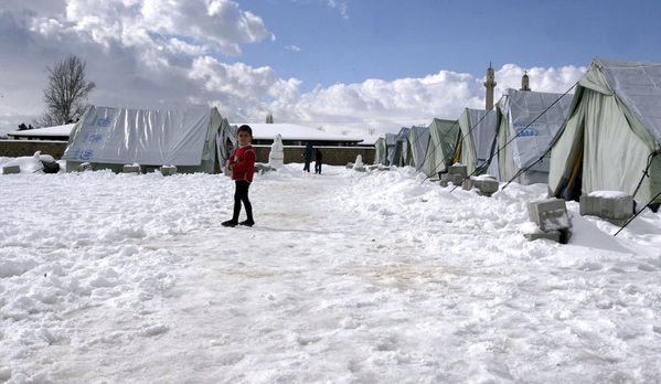 sem13janc-Z28-Liban-sous-la-neige-camp-refugies-syriens.jpg