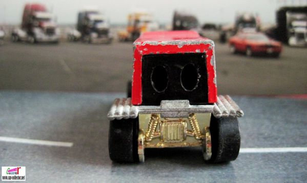 t-totaller red hot wheels 1980 (2)