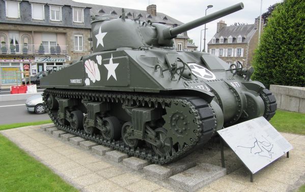 2745 Mémorial de Patton, Avranches