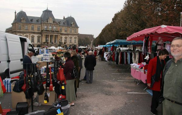 Jour de marché - Place du Champ 08 (Copier)