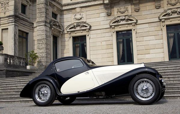 alfa_romeo_6c_1750_grand_sport_sixieme_serie_figoni_coupe_1.JPG