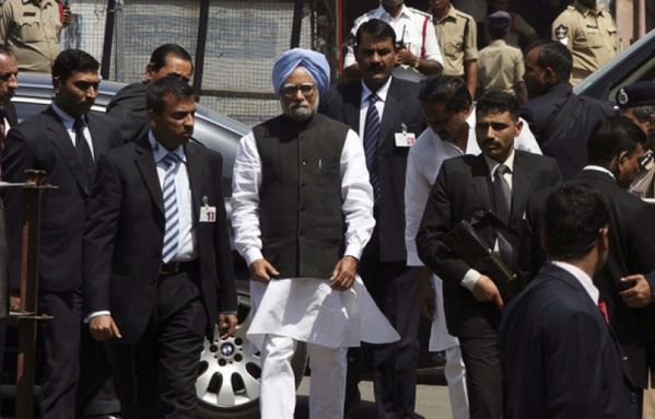 sem13fevg-Z16-Manmohan-Singh-Premier-Ministre-Inde-attentat.jpg