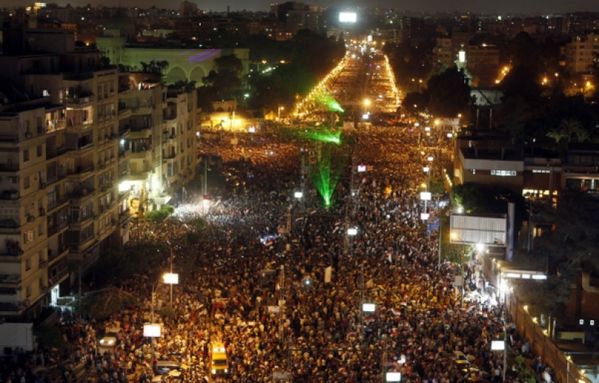 sem13jula-Z29-Caire-millions-manifestants-Egypte.jpg