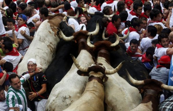 sem13julf-Z19-Taureauxferia-san-Fermin-pampelune-e-copie-1.jpg