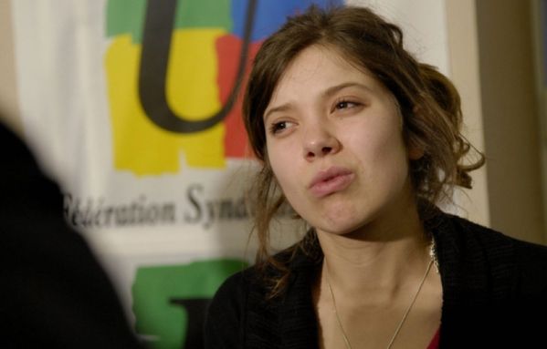 sem12juik-Z12-Cindy-Leoni-presidente-SOS-racisme.jpg