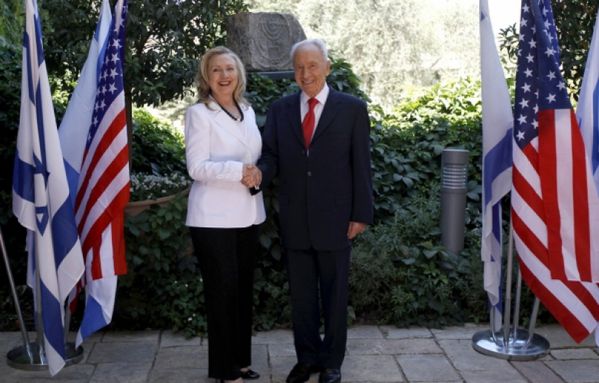 sem12juim-Z19-clinton-et-peres-Israel.jpg