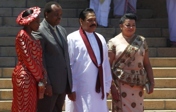 sem12aoud-Z28-Le-roi-du-Swaziland-Mswati-III-et-le-presiden.jpg