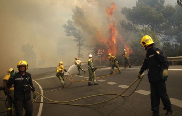 sem12sepa-Z4-Incendie-pres-de-Marbella-Espagne.jpg