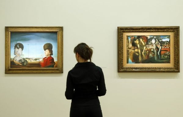 sem12novf-Z21-Exposition-Dali-Beaubourg-Paris.jpg