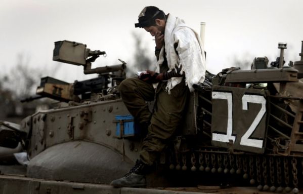 sem12novf-Z27-Attente-soldat-Israel-frontiere-Gaza.jpg