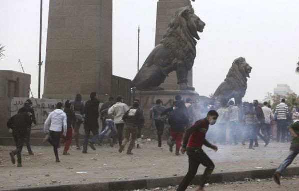 sem13janh-Z21-Pont-Qasr-al-Nil-au-Caire-Egypte.jpg