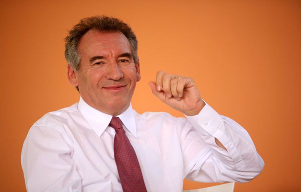 Francois-Bayrou-sourire.jpg