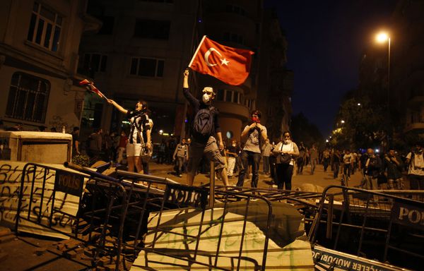 Turquie-Manifestation-a-Istanbul.jpg