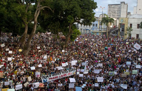 Bresil-Manifestation-a-Belem-Bresil.jpg