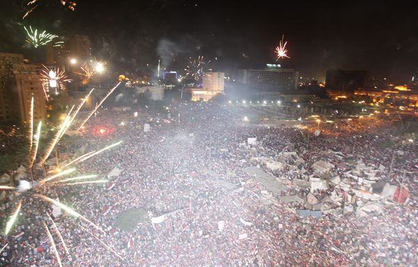 Egypte-joie-morsi-ecarte-par-armee-3-juillet-2013.jpg