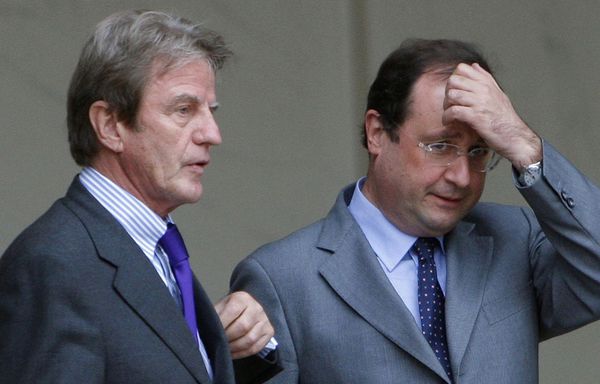 Bernard-Kouchner-Francois-Hollande.jpg